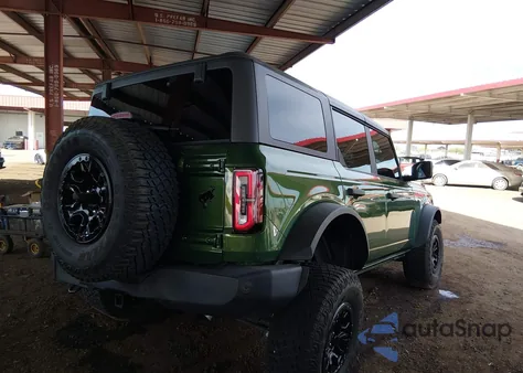 2023 Ford Bronco Wildtrak z USA, uszkodzony, nr VIN 1FMEE5DP9PLB52309